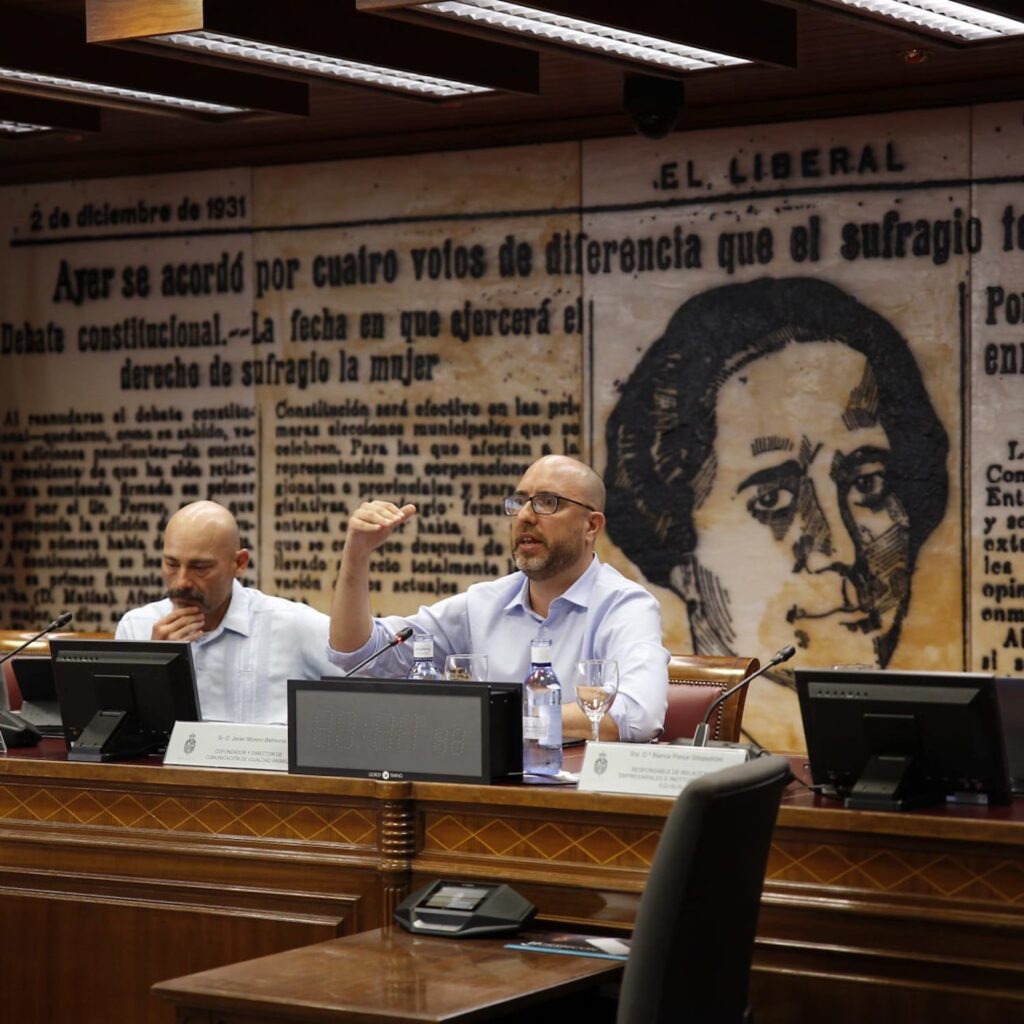 Javier Moreno, co-founder of Animal Equality, at the Spanish Senate.