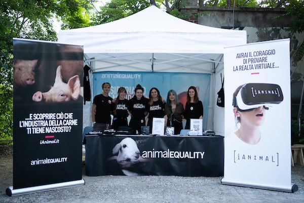 Animal Equality promoting iAnimal at an Italian Festival.