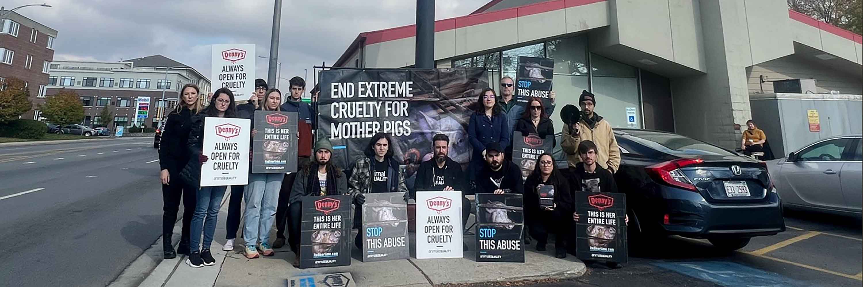 Dennys Protest in Chicago November