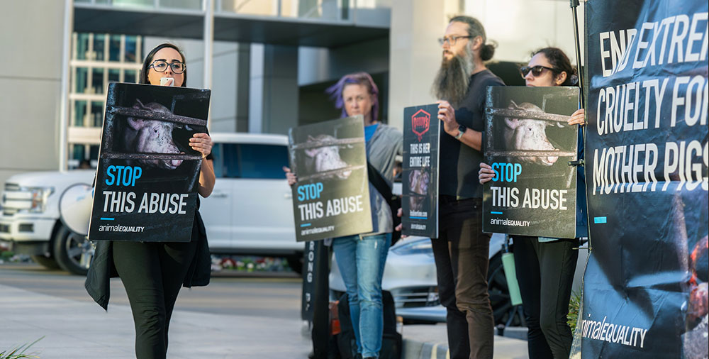 Animal Equality Protests Denny's on Las Vegas Strip