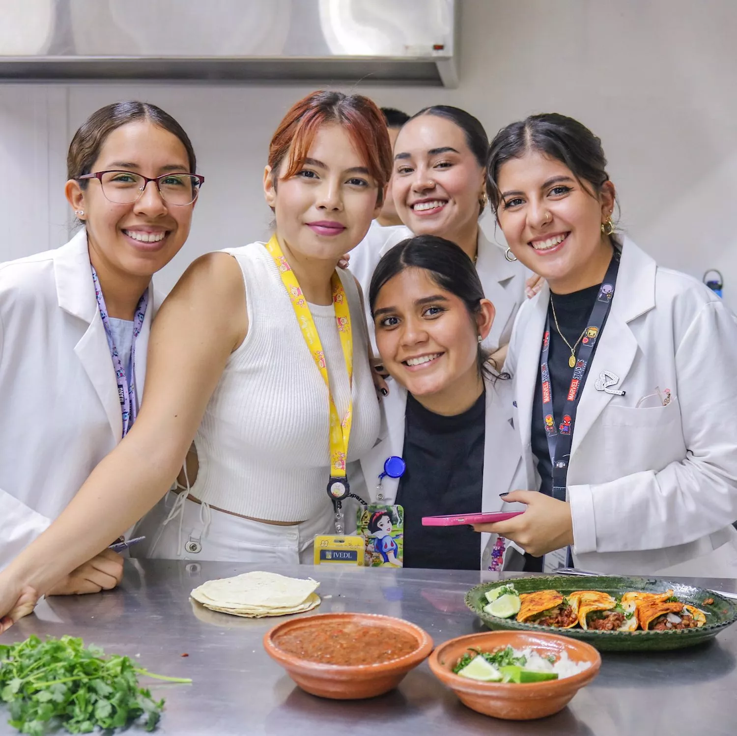 Dietetics students during a plant-based workshop in Mexico