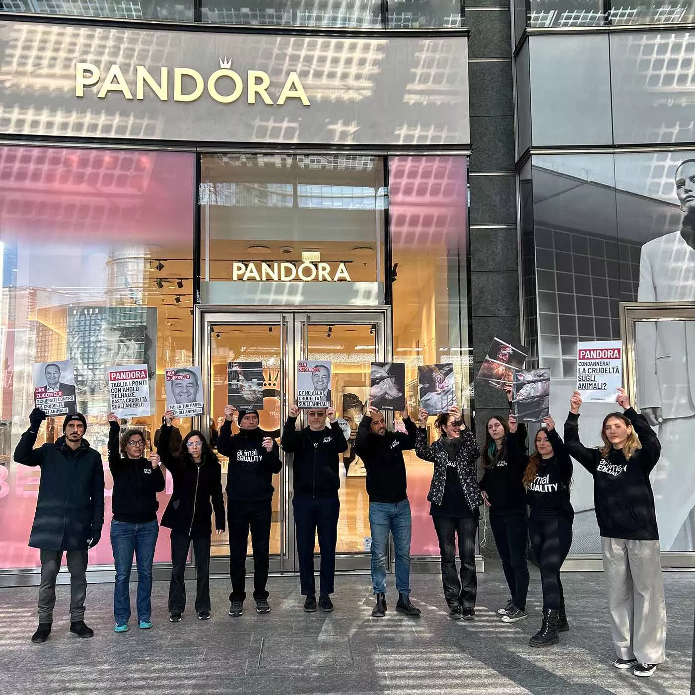 Italy pandora protest